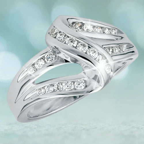 Luxe Ring made of sterling silver with rhodium plating, featuring an elegant design adorned with sparkling stones for women’s jewelry.