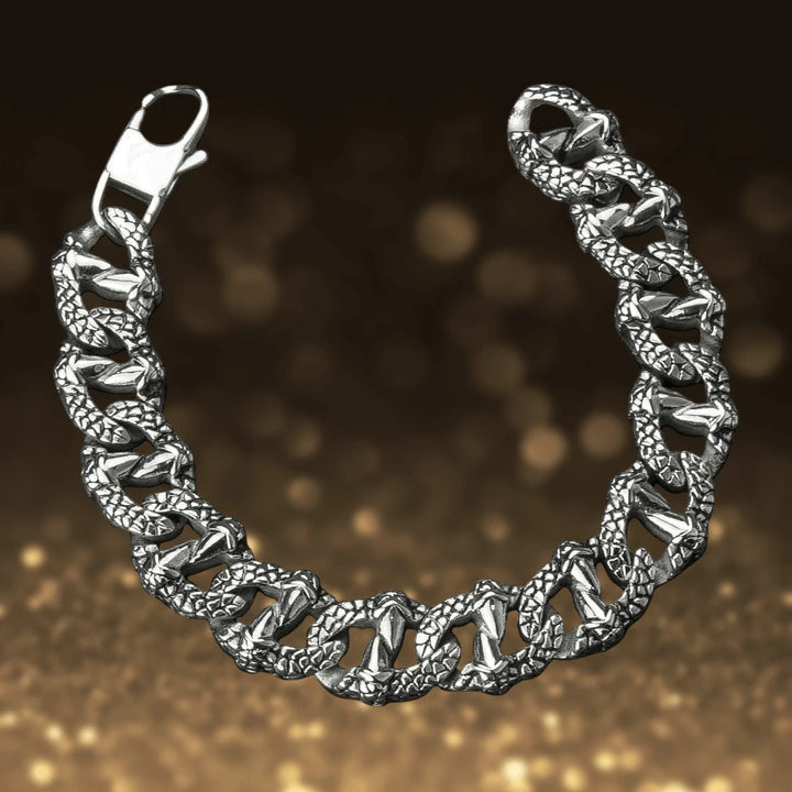 Dragon Claw Bracelet made of stainless steel for men, featuring a bold textured chain design resembling dragon scales, perfect for stylish jewelry collections.