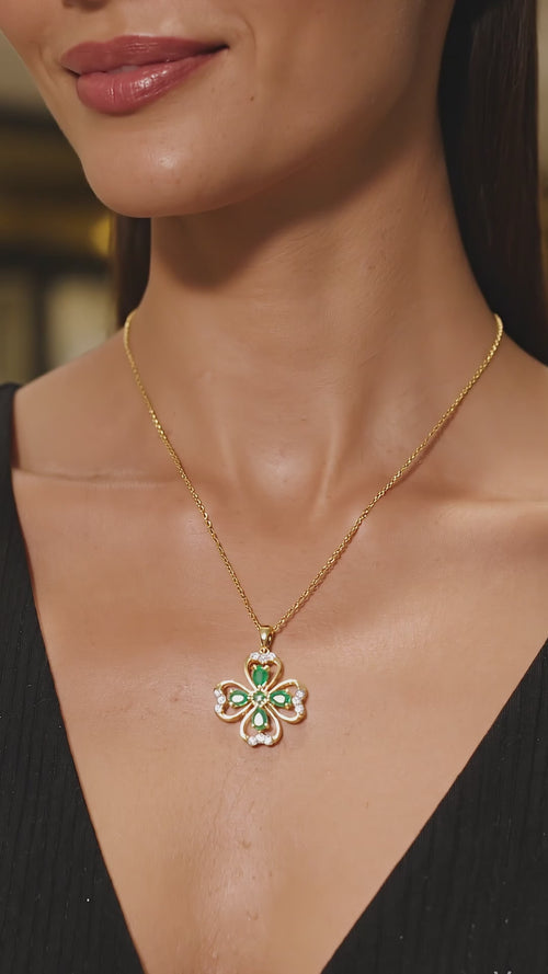 Fourfold Emerald Ladies Pendant